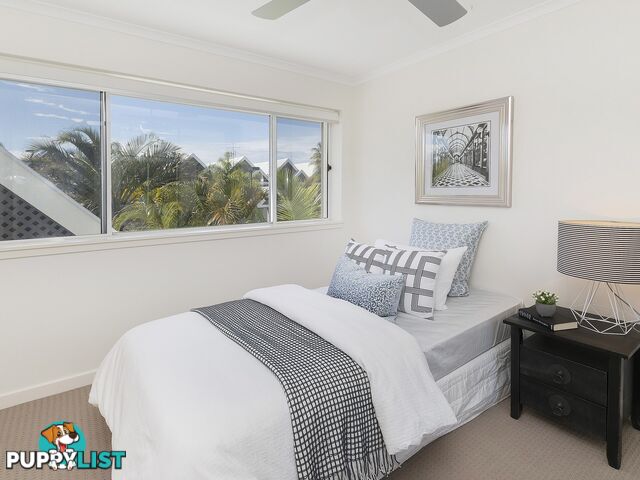 Unit 27/3 Marina Crescent HOLLYWELL QLD 4216