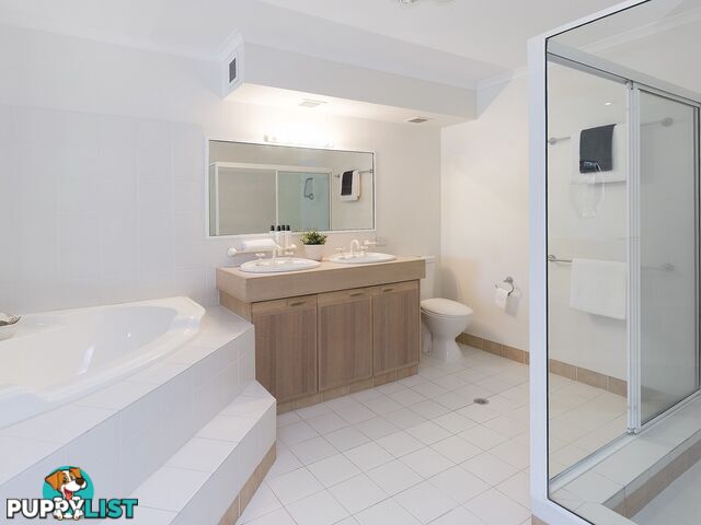 Unit 27/3 Marina Crescent HOLLYWELL QLD 4216