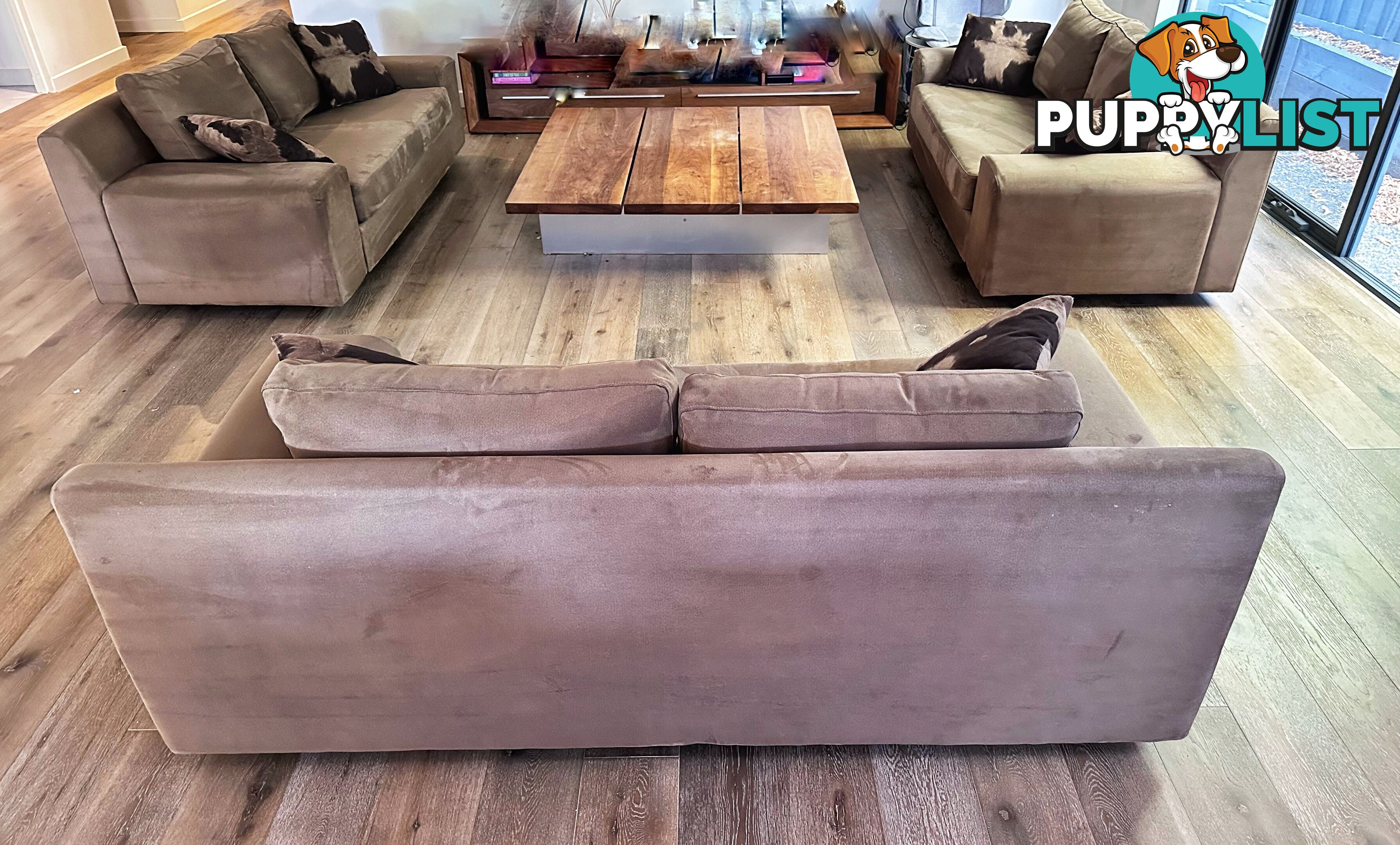 3 Custom-Made 2.5-Seater Couches – Immaculate Condition!