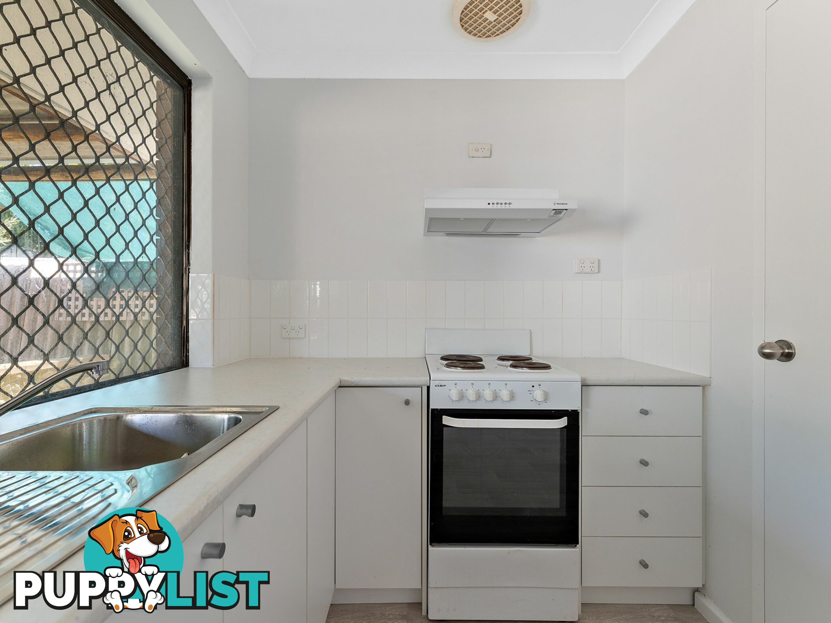 18 kirkland way PARMELIA WA 6167