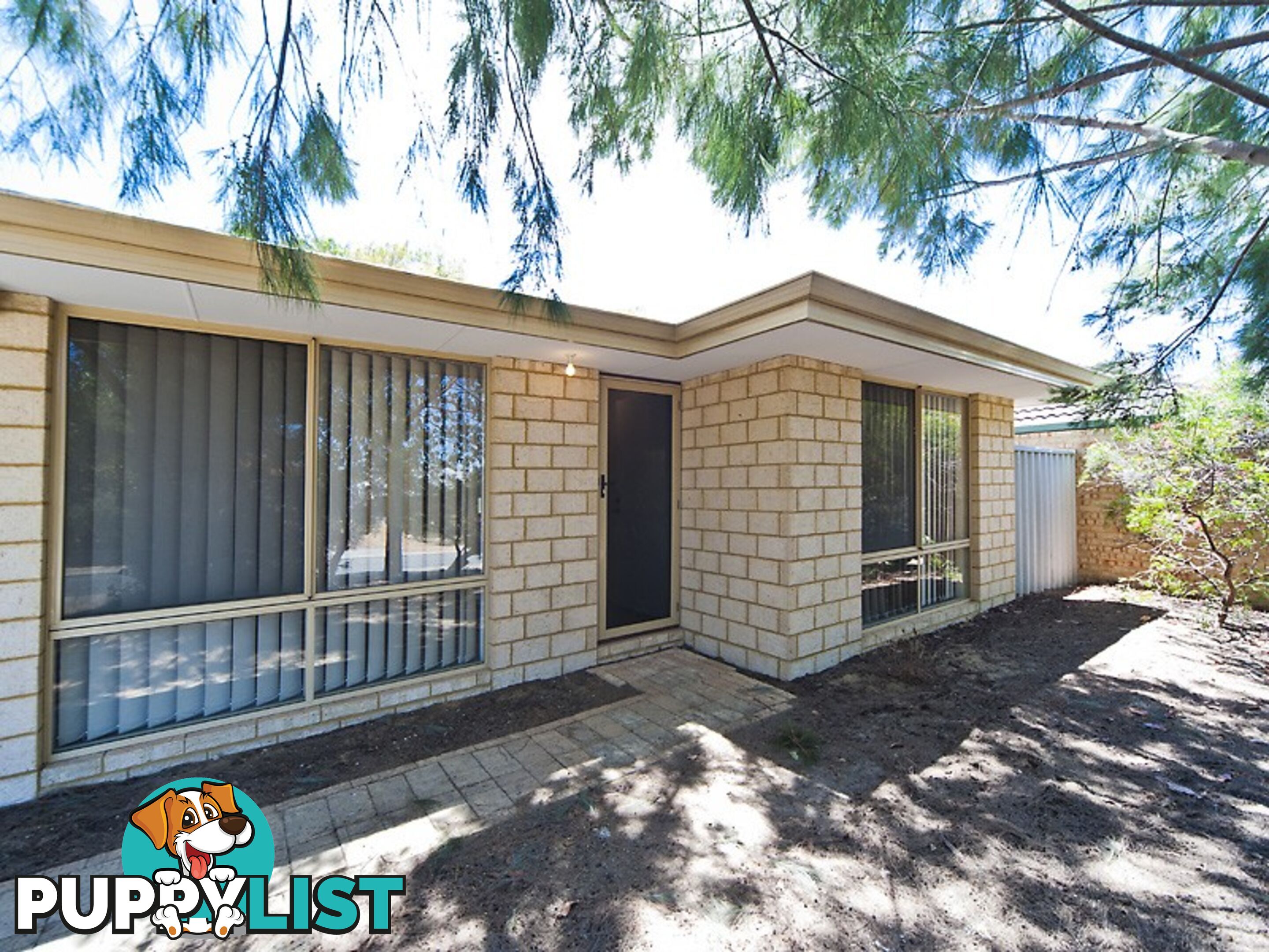 8 Oakfield Gardens PARMELIA WA 6167