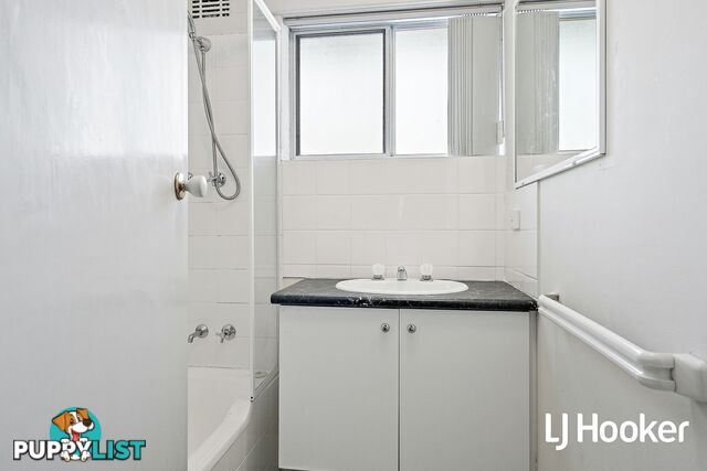 Unit 2/12 Edmund Way CALISTA WA 6167