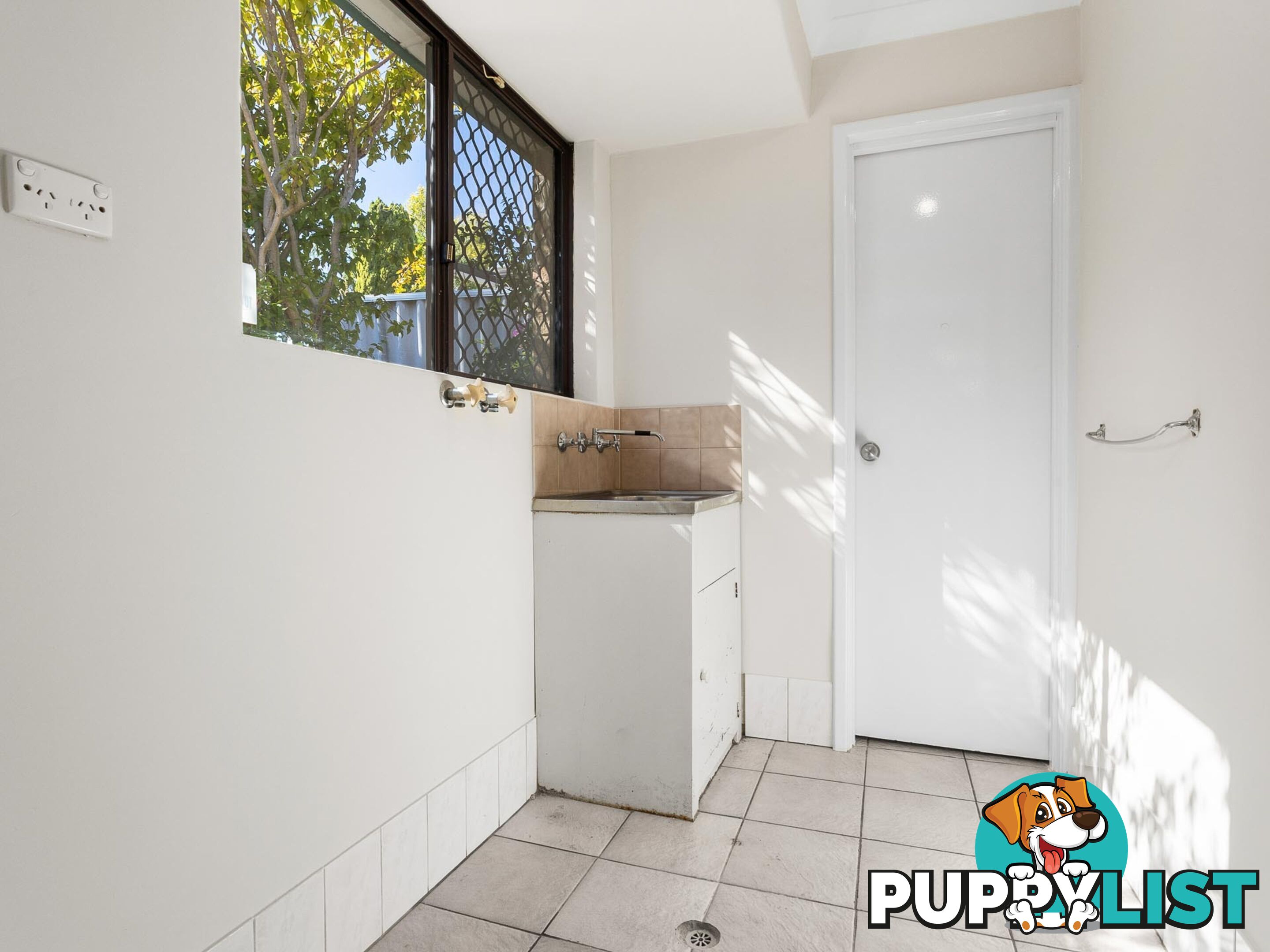 5 Cowlishaw Rise PARMELIA WA 6167