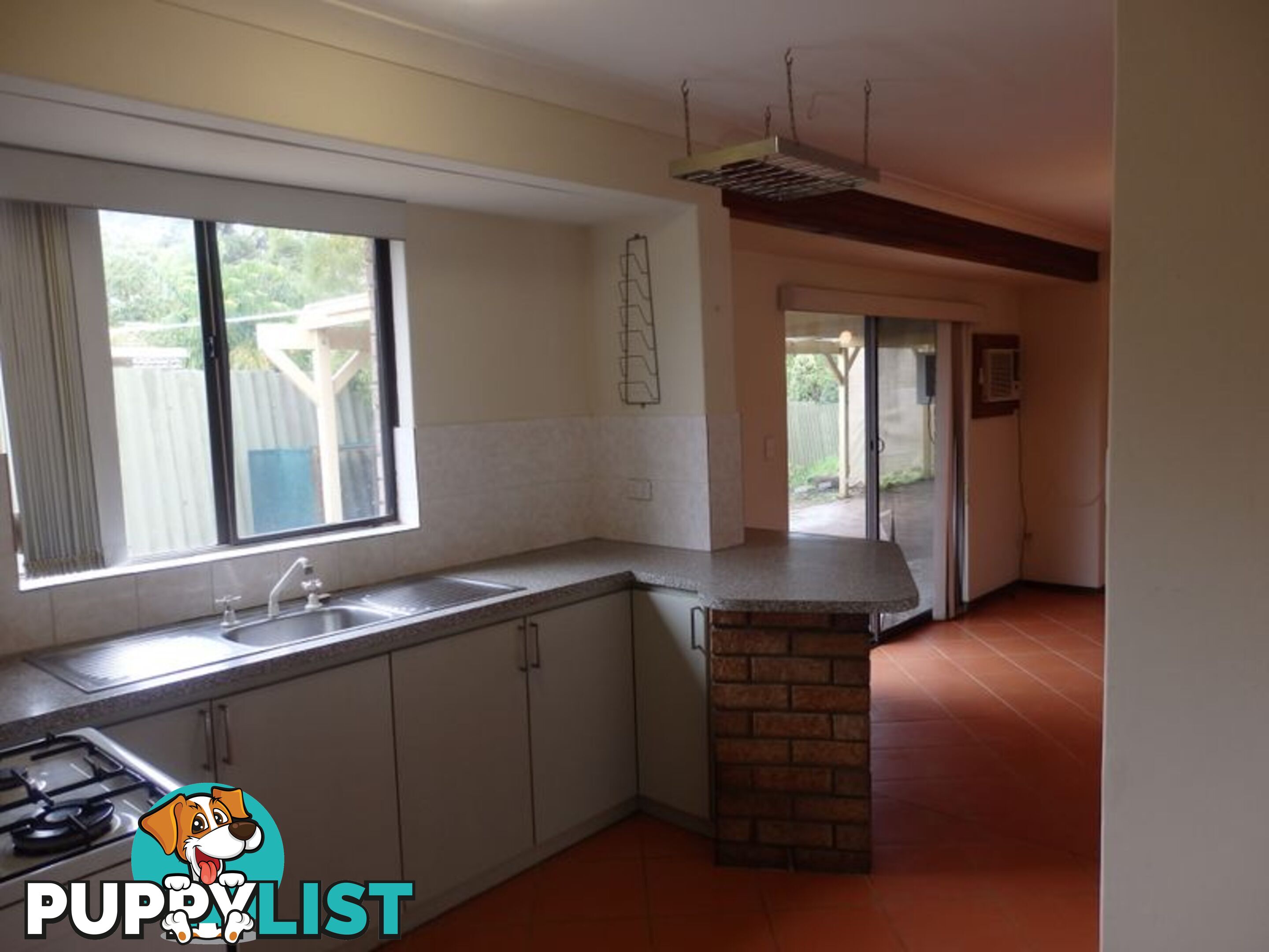 2 Fordred Place PARMELIA WA 6167