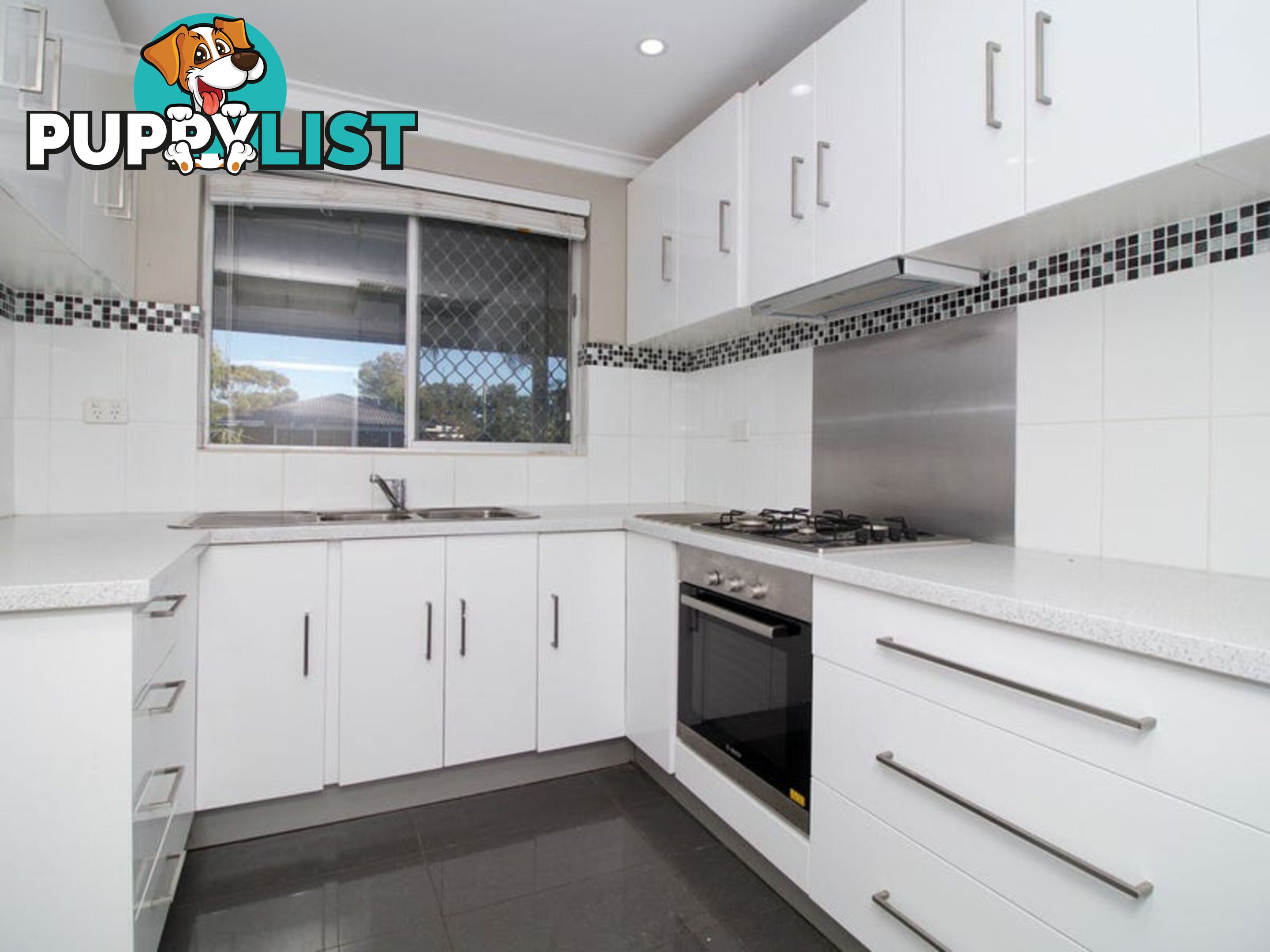 19 Columbia Close ROCKINGHAM WA 6168