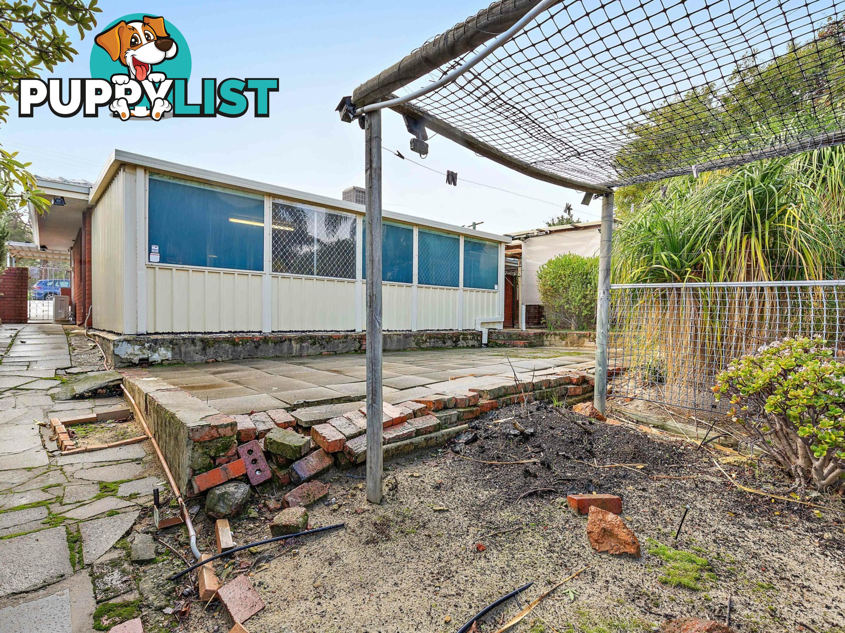 18 Morrit Way PARMELIA WA 6167