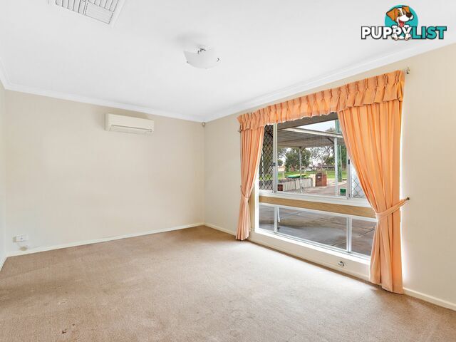 18 Morrit Way PARMELIA WA 6167