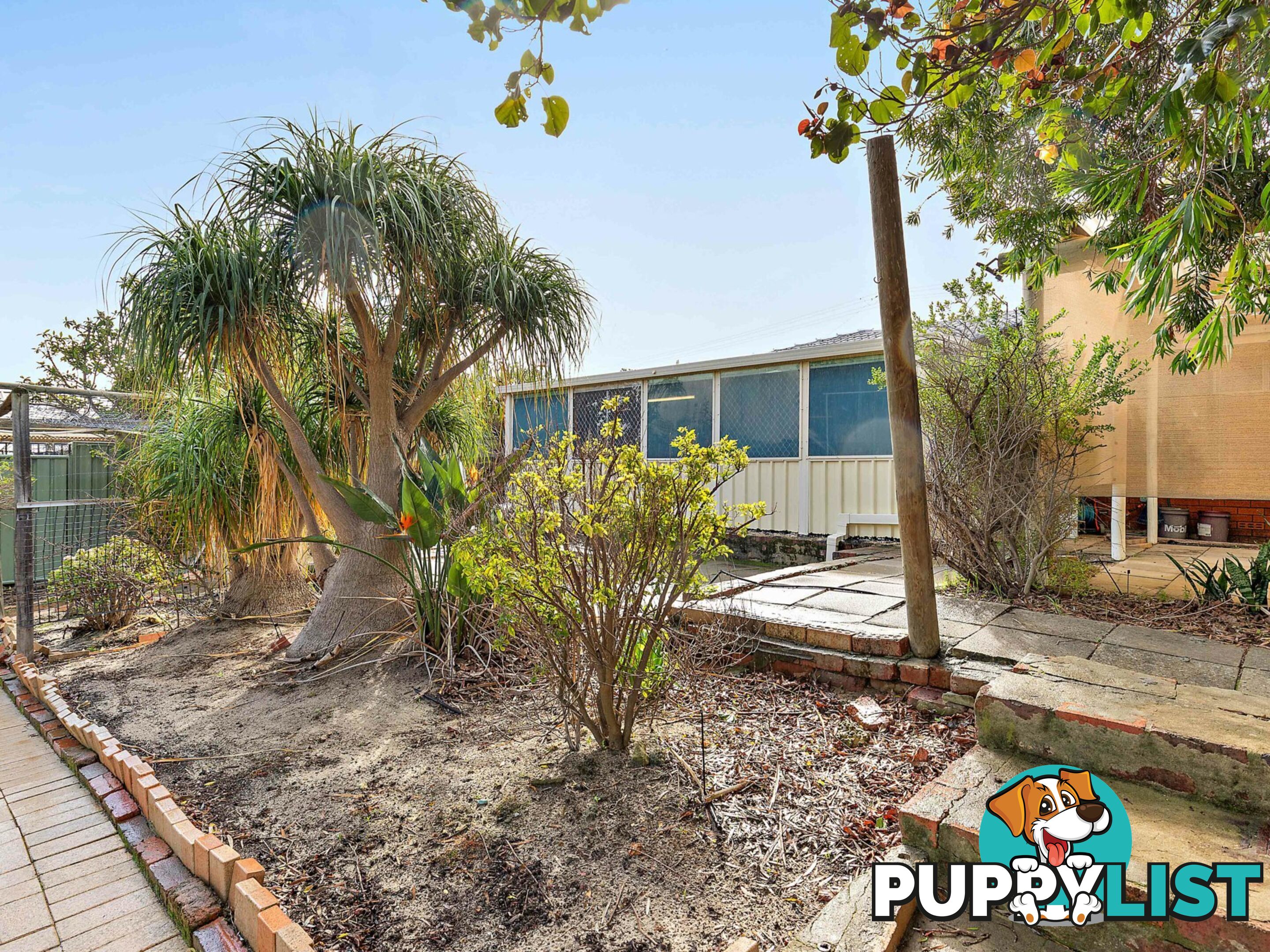 18 Morrit Way PARMELIA WA 6167