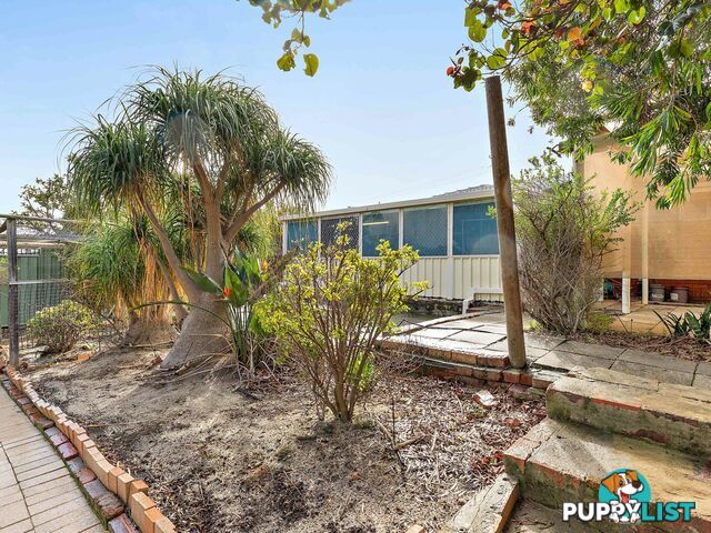 18 Morrit Way PARMELIA WA 6167