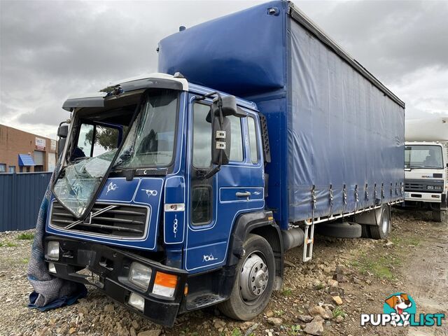 2001 Volvo FL6H 4 x 2 Curtainsider Rigid Truck