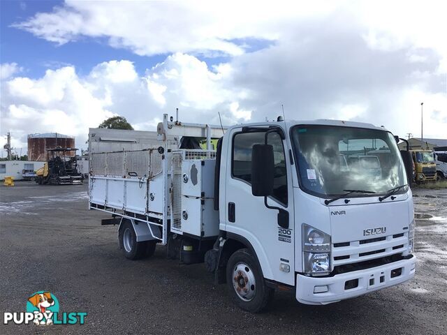 10/2010 Isuzu NNR200 Med Sitec Series 150 T/Diesel Auto 4x2 Trayback Truck