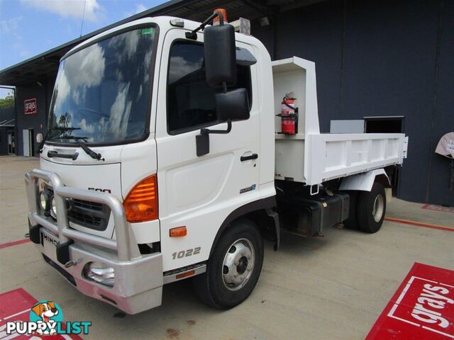 2018 Hino 1022 Euro5 6 x 2 Tipper Truck