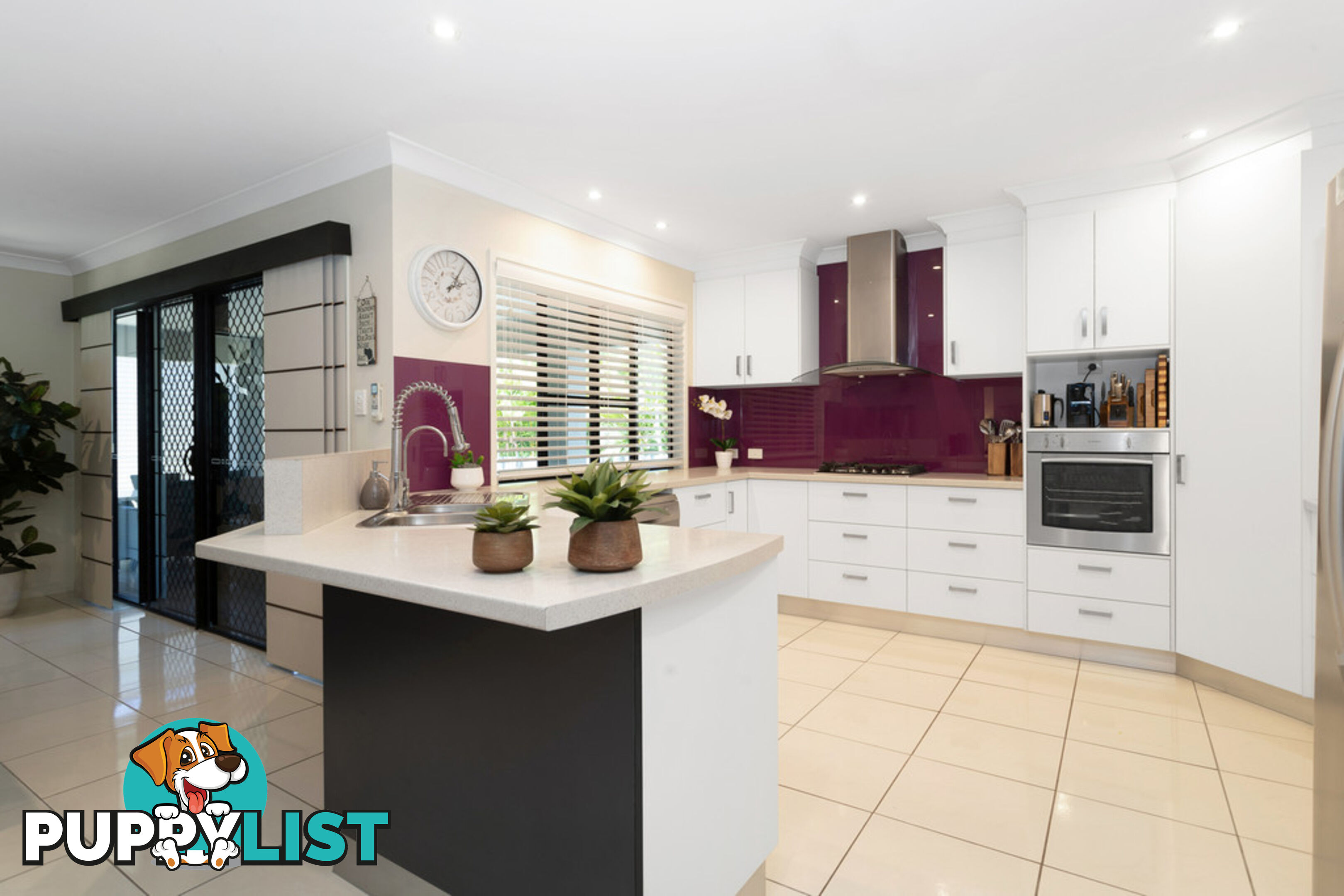 18 Brooksfield Drive SARINA BEACH QLD 4737