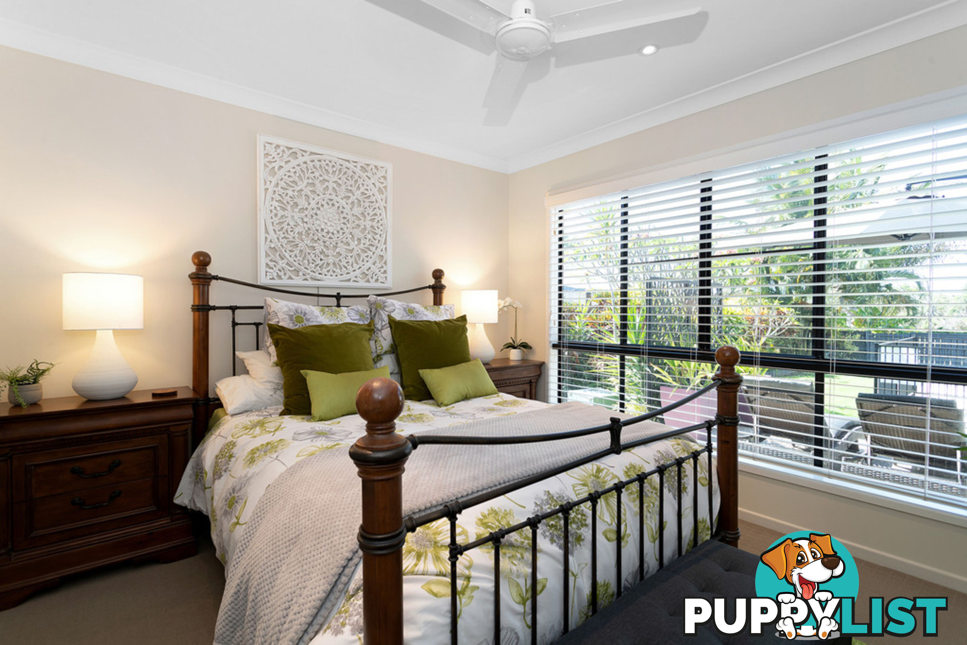 18 Brooksfield Drive SARINA BEACH QLD 4737