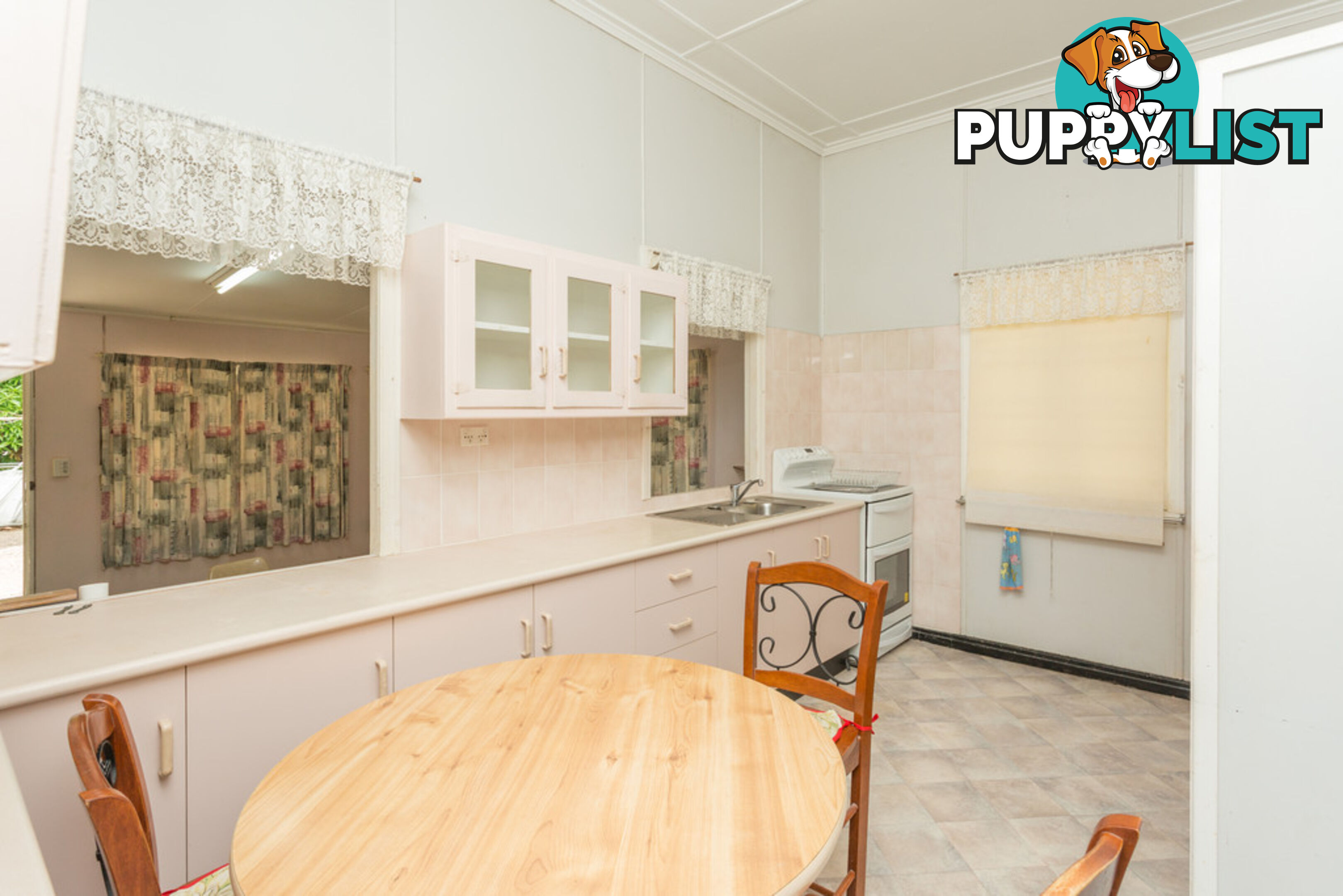 30 Perry St WEST MACKAY QLD 4740