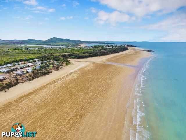 30 Owen Jenkins Drive SARINA BEACH QLD 4737