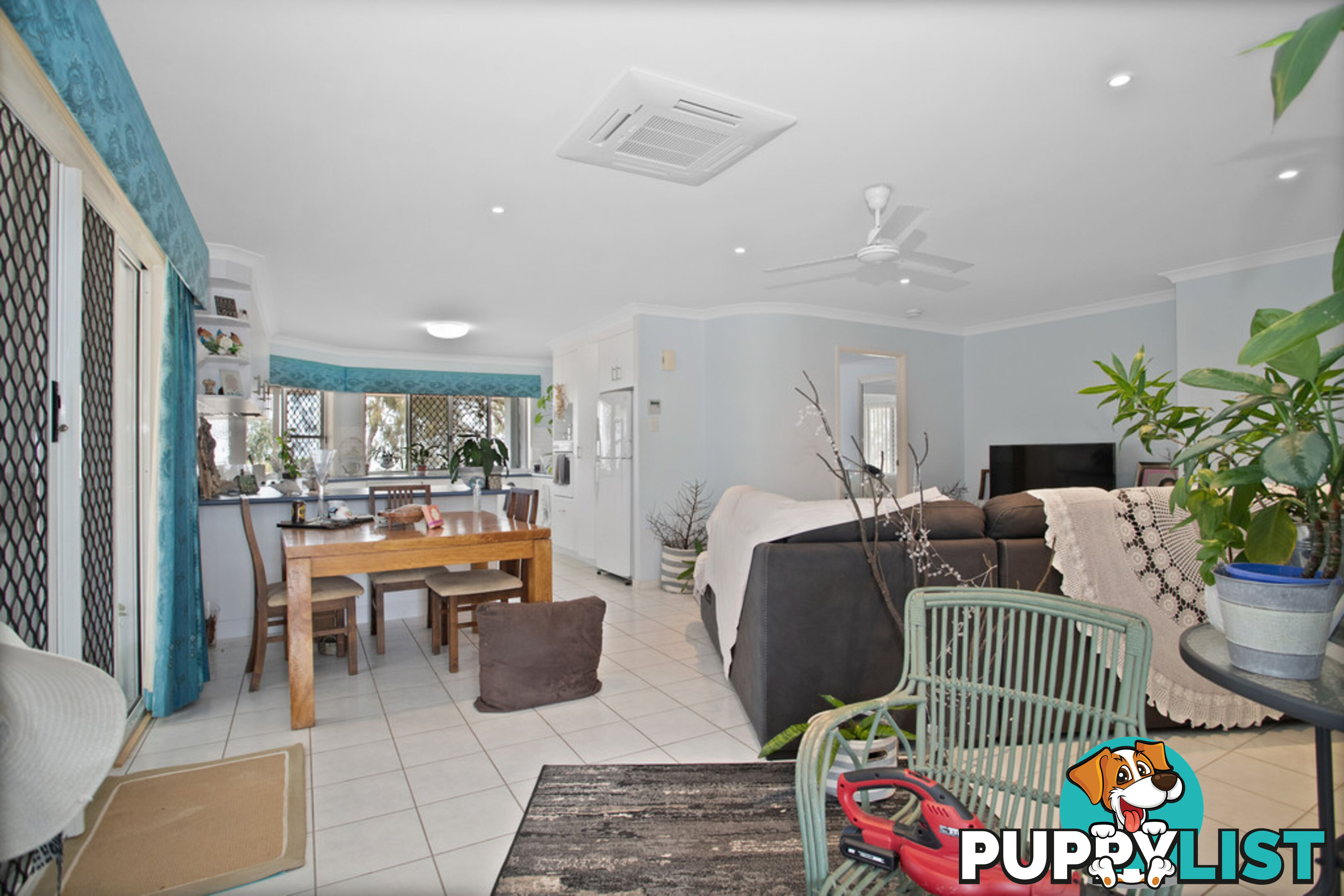 30 Owen Jenkins Drive SARINA BEACH QLD 4737