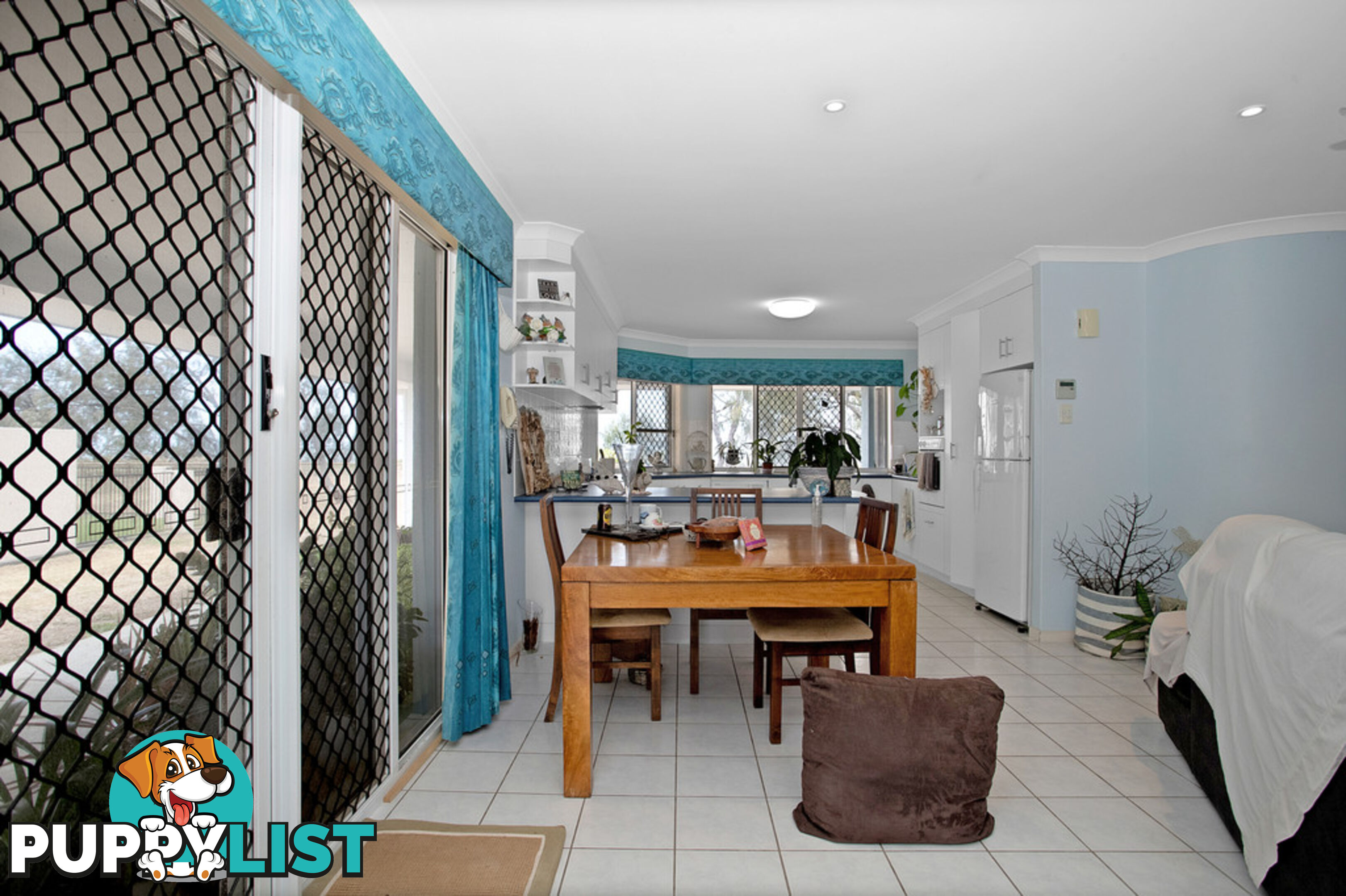 30 Owen Jenkins Drive SARINA BEACH QLD 4737