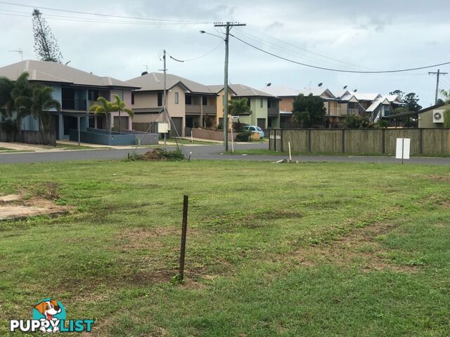 1 Hamlet Street MACKAY QLD 4740