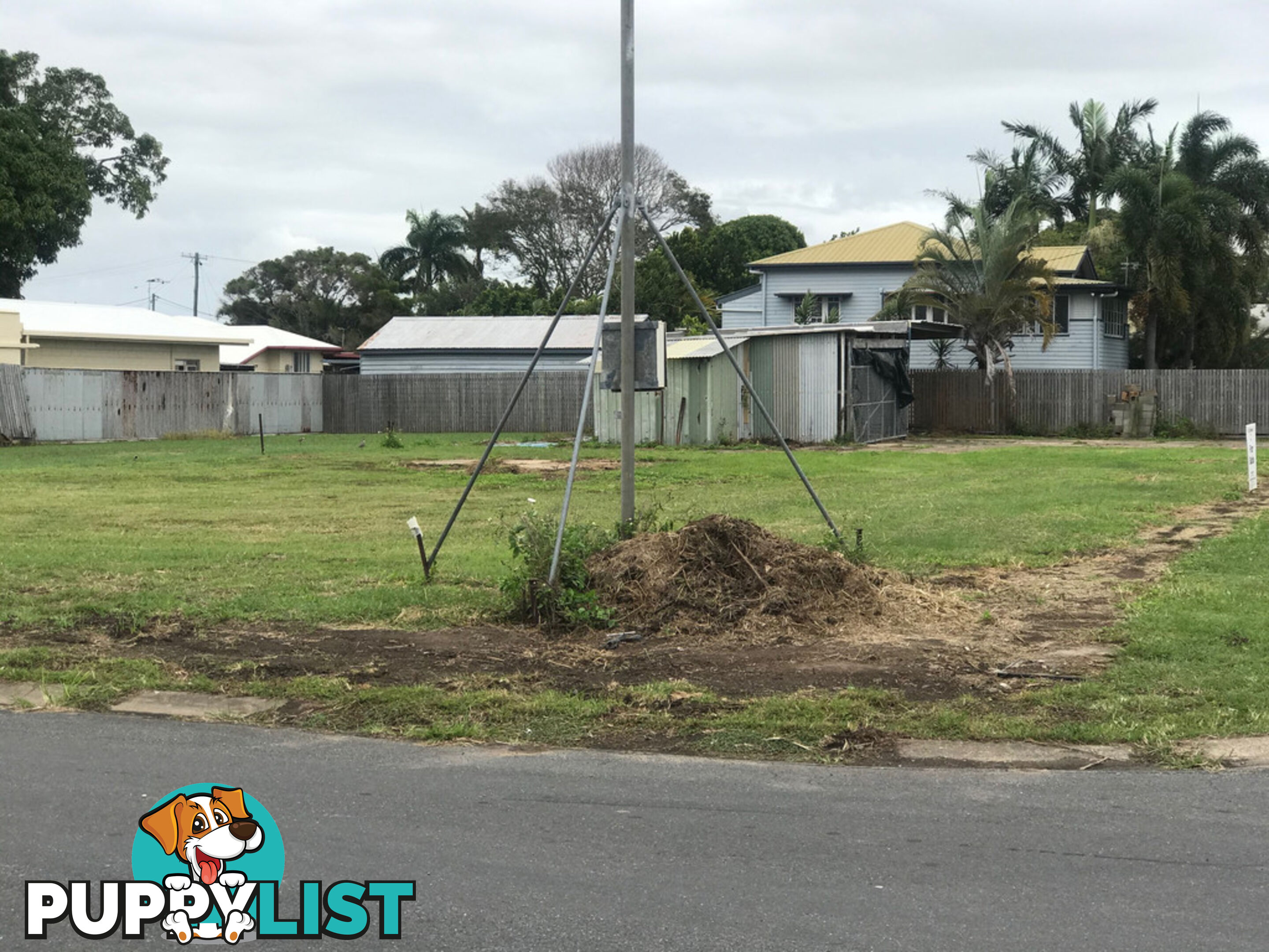 1 Hamlet Street MACKAY QLD 4740
