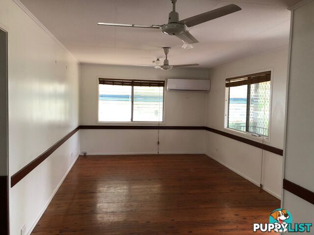 1 Queen Elizabeth Drive DYSART QLD 4745