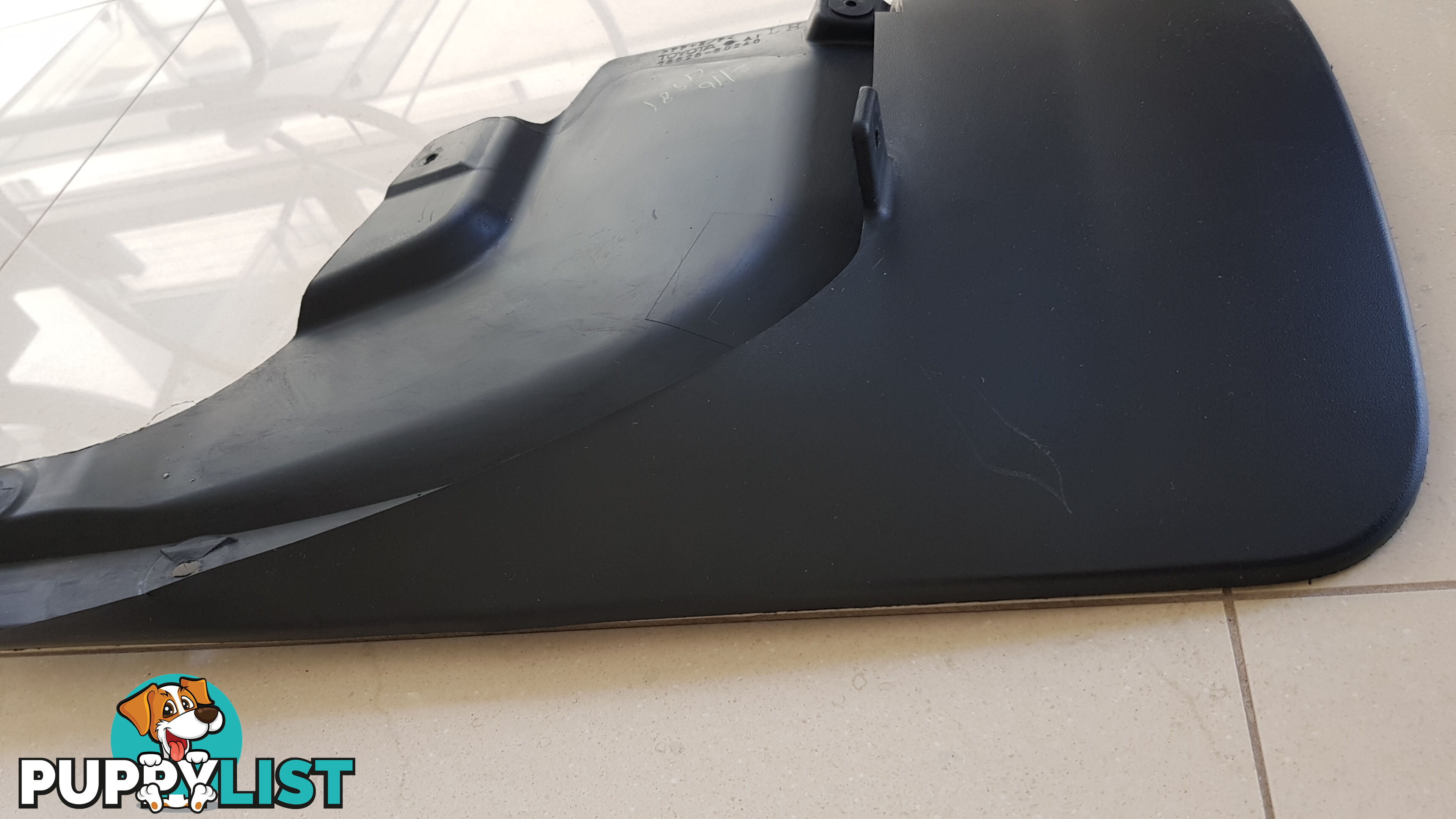 Landcruiser sahara 2015mud flap passenger Side GENUINE PART