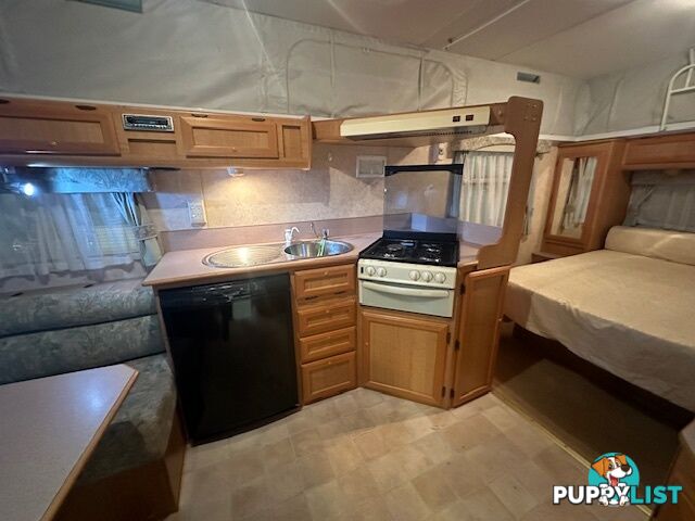 2002 18' Jayco Heritage Pop Top