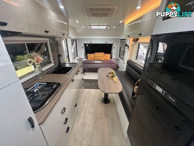 New 2025 Xseries Commander Family 22