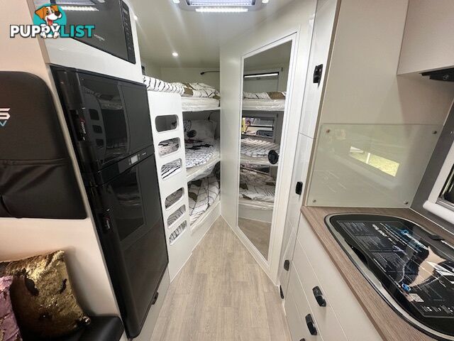 New 2025 Xseries Commander Family 22