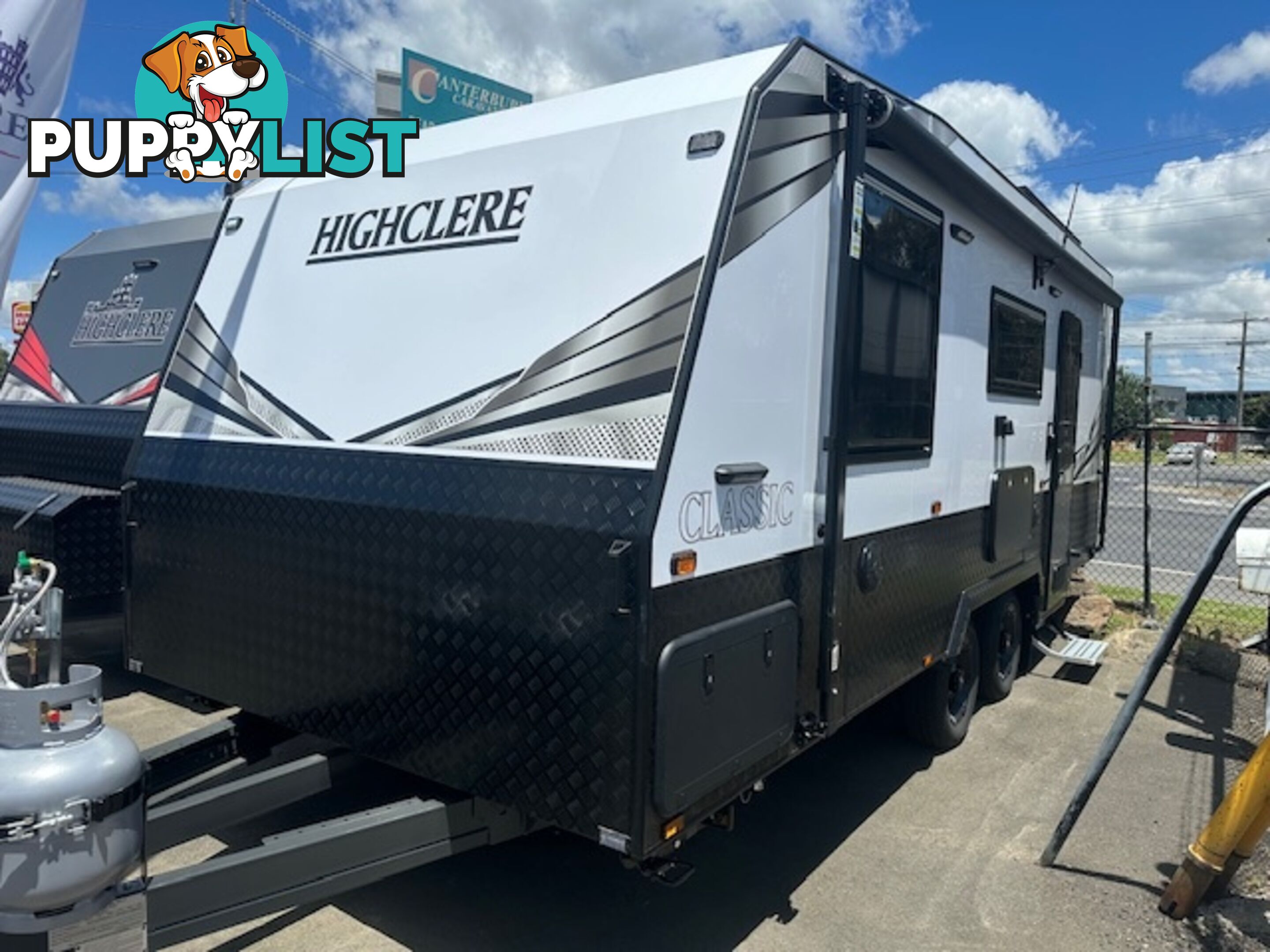 New 2024 Highclere Classic LE 19'6