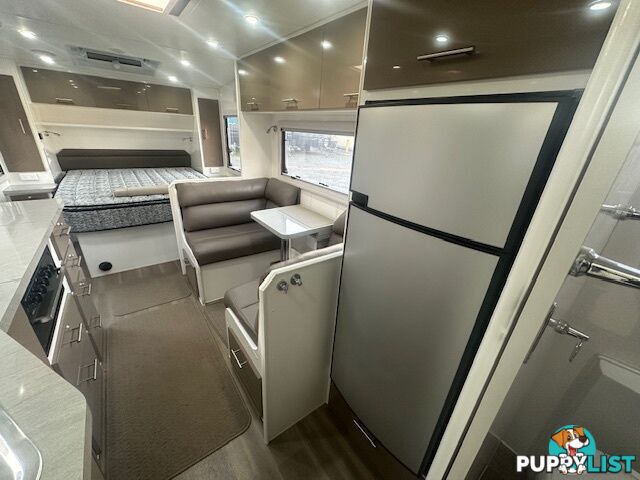 Used 2016 Safari Delta 20 19'6