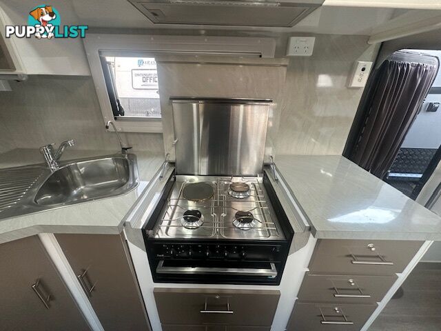 Used 2016 Safari Delta 20 19'6