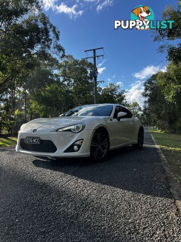 2015 Toyota 86 Coupe Manual