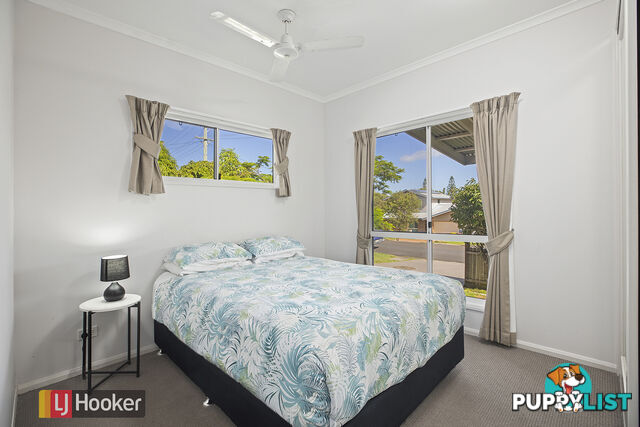 5 Wallace Street SCOTTS HEAD NSW 2447