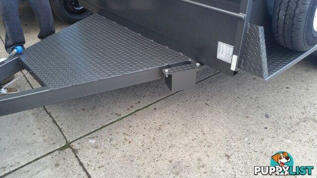 CUSTOM MACHINE / PLANT TRAILERS