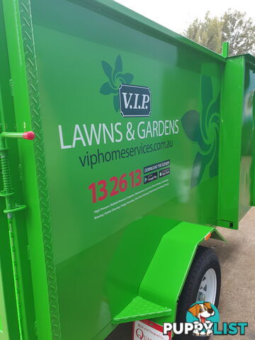 CUSTOM MOWER TRAILERS