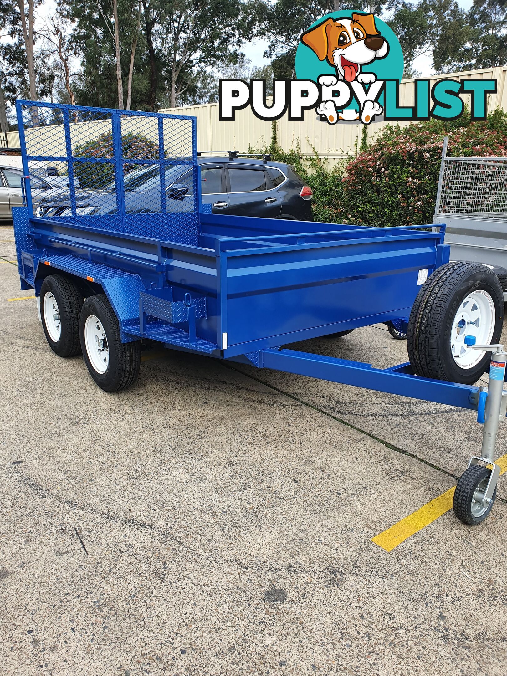 CUSTOM BOX TRAILERS