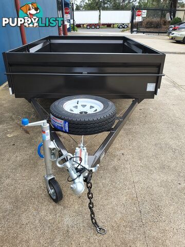 CUSTOM BOX TRAILERS