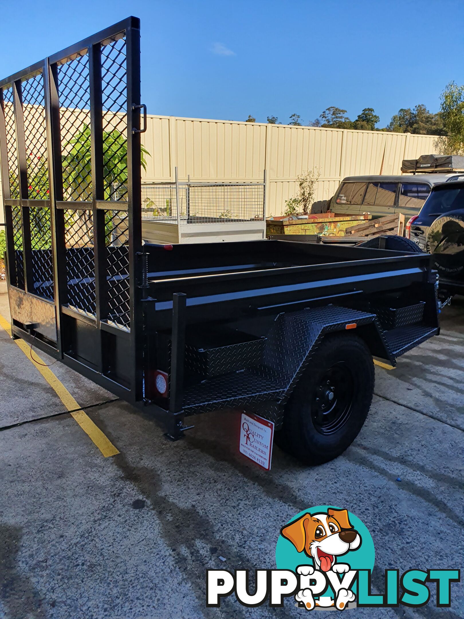 CUSTOM BOX TRAILERS