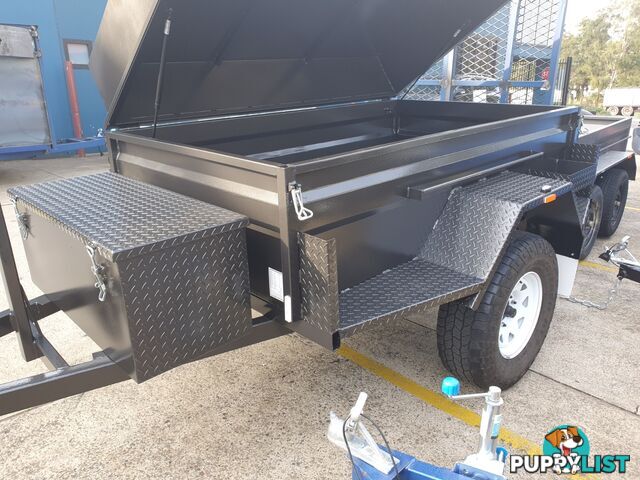 CUSTOM BOX TRAILERS