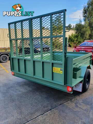 CUSTOM BOX TRAILERS