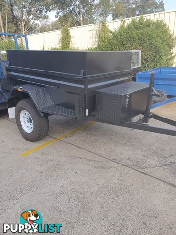 CUSTOM BOX TRAILERS