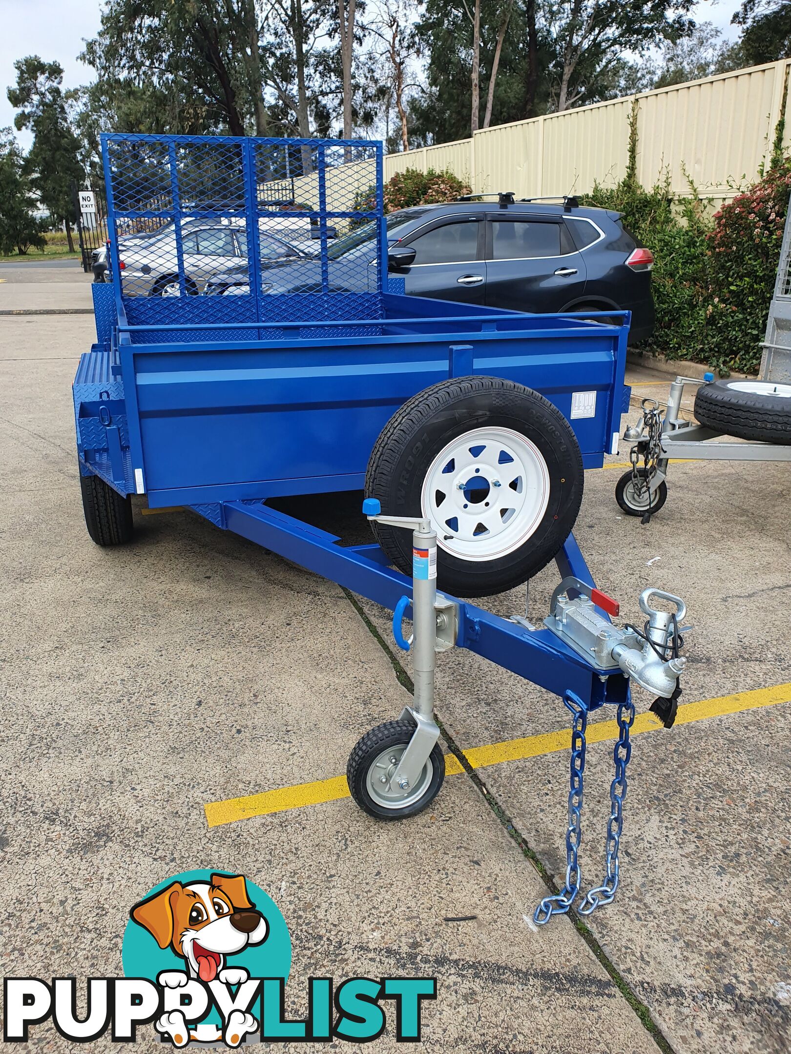 CUSTOM BOX TRAILERS