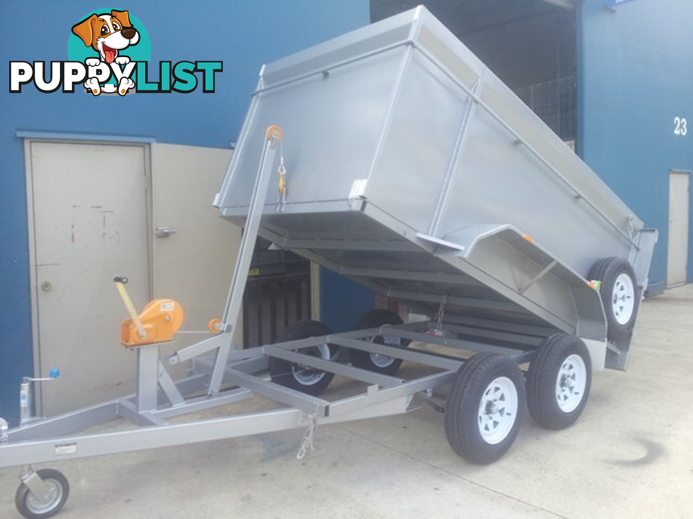 CUSTOM HYDRAULIC TIPPER TRAILERS