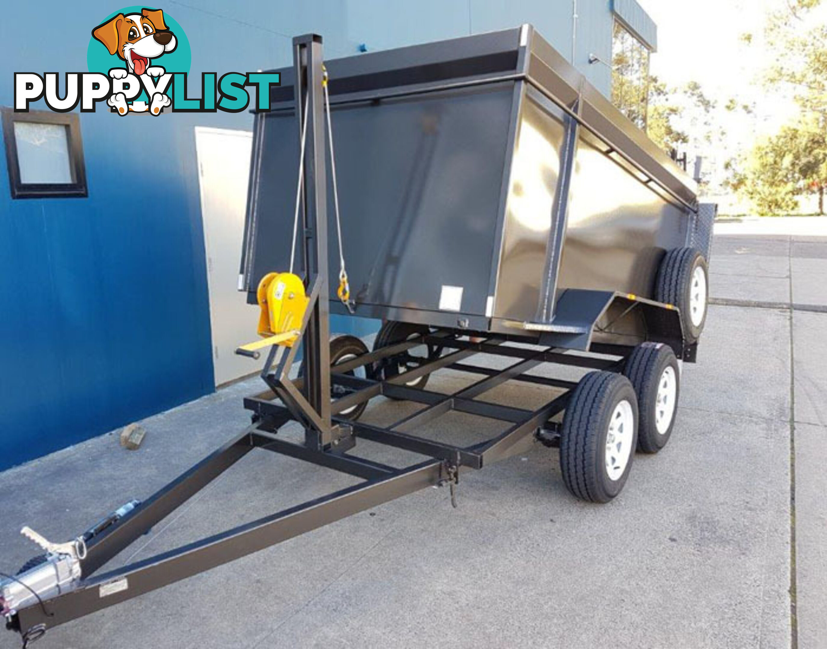 CUSTOM HYDRAULIC TIPPER TRAILERS