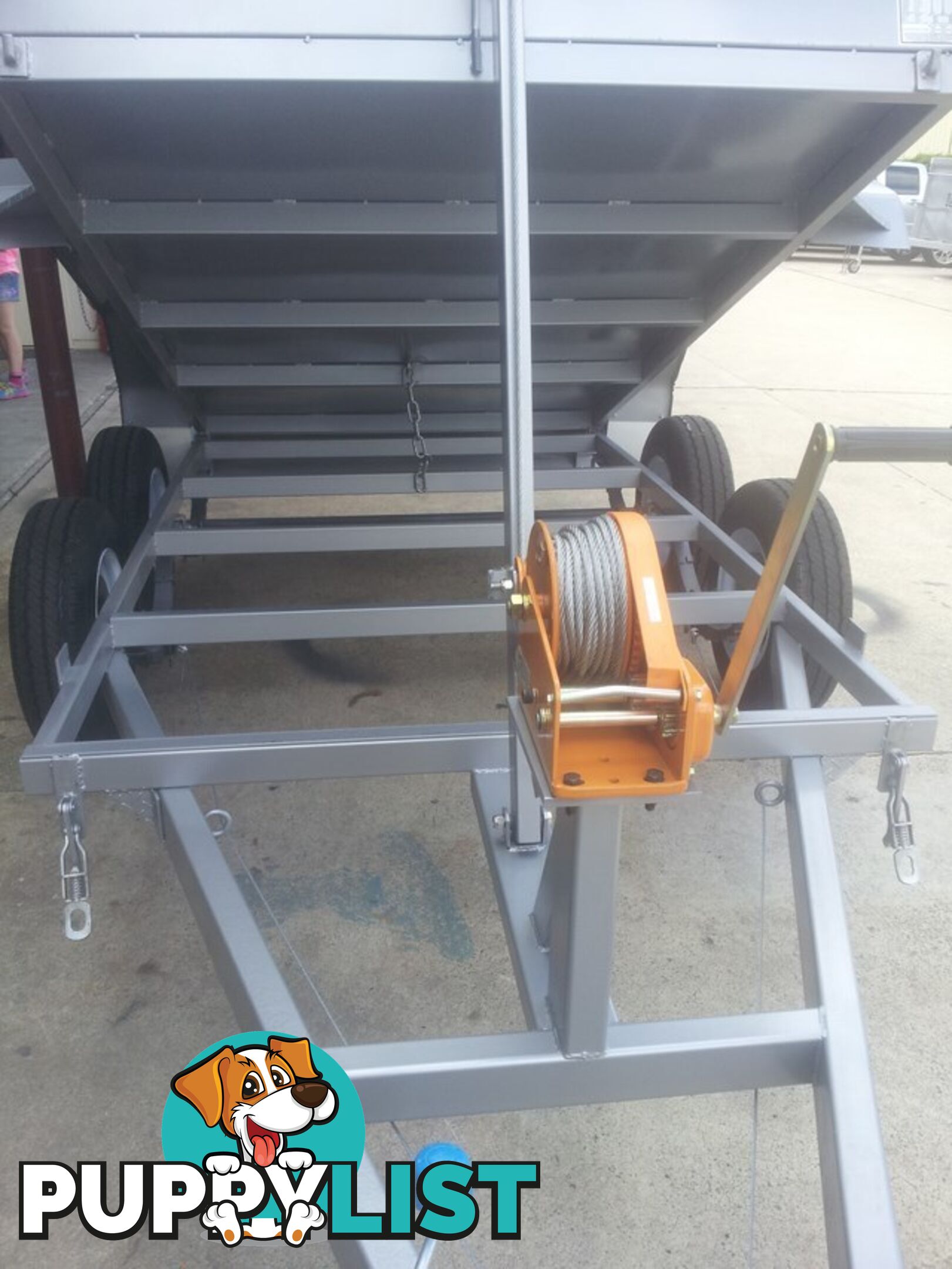 CUSTOM HYDRAULIC TIPPER TRAILERS