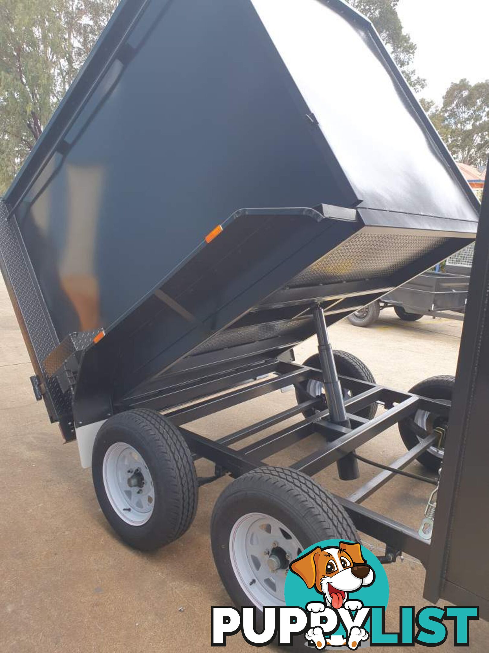 CUSTOM HYDRAULIC TIPPER TRAILERS