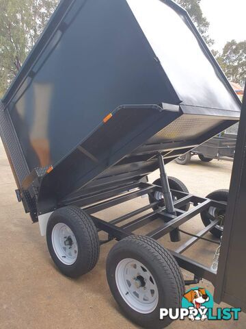 CUSTOM HYDRAULIC TIPPER TRAILERS