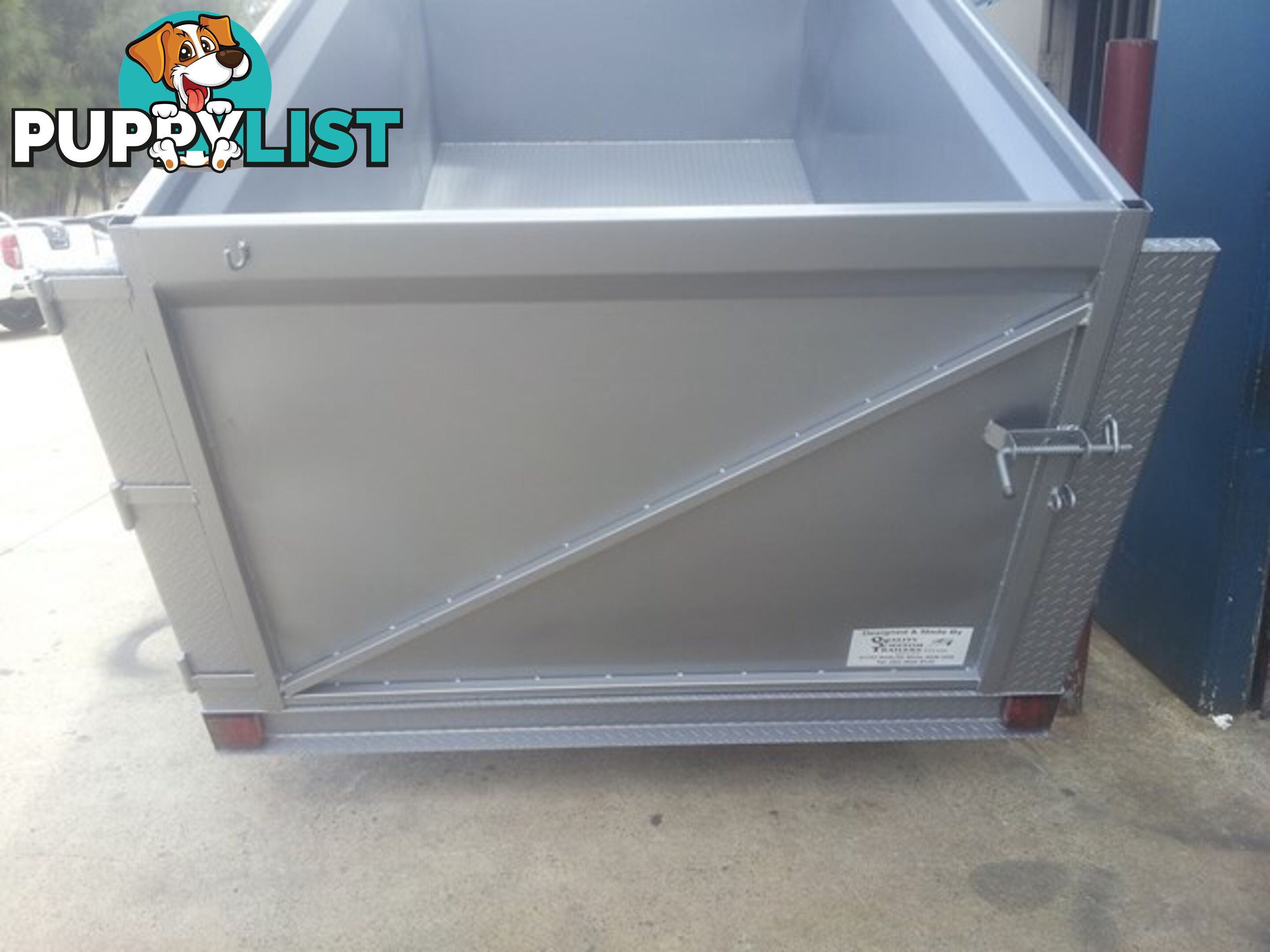 CUSTOM HYDRAULIC TIPPER TRAILERS