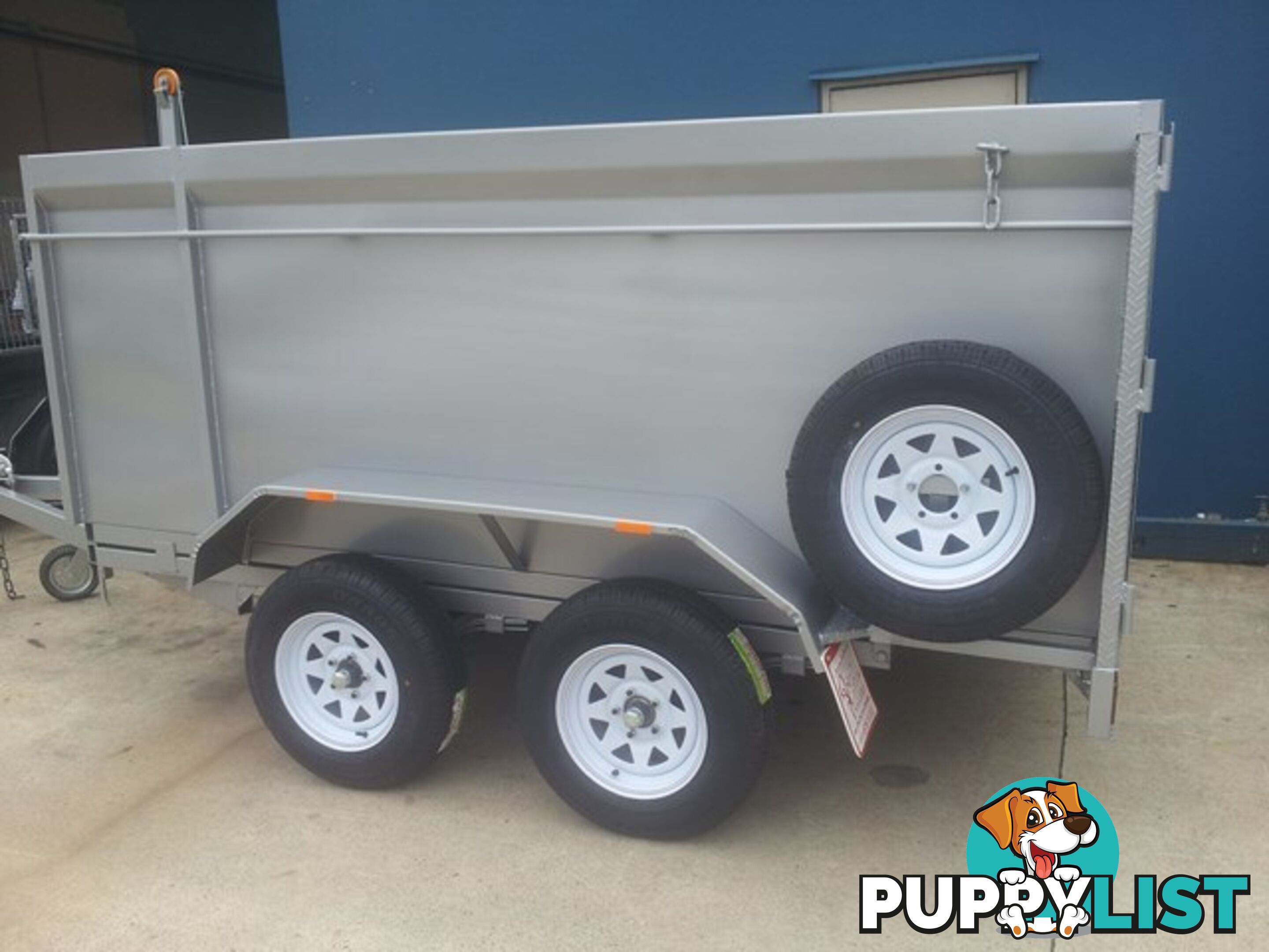 CUSTOM HYDRAULIC TIPPER TRAILERS